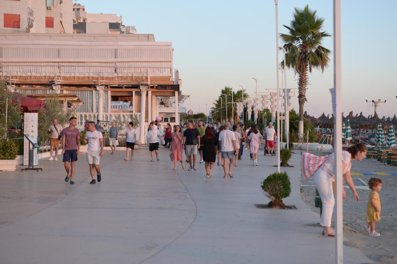 Hotel Andi Durres Exterior photo