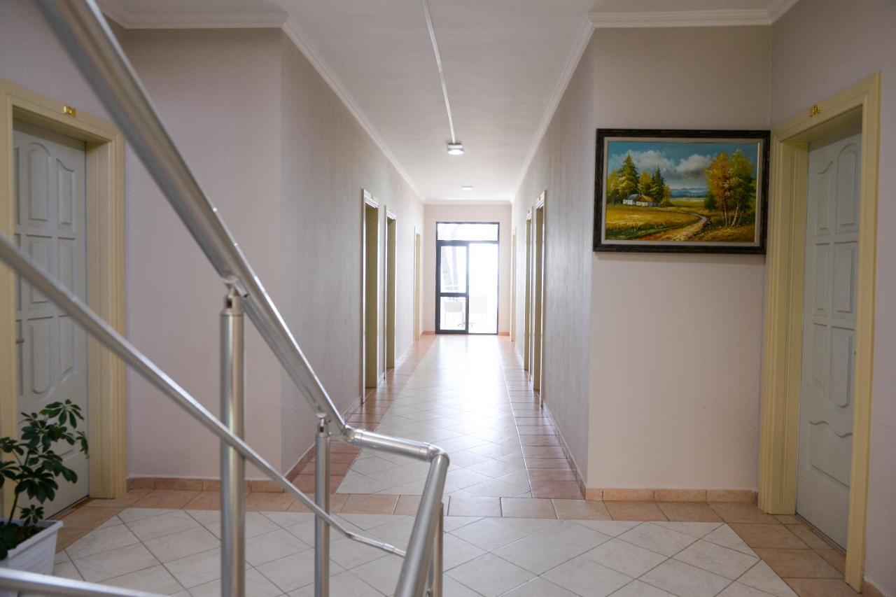 Hotel Andi Durres Exterior photo