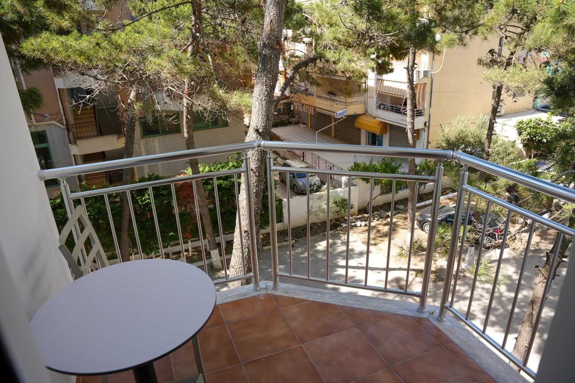 Hotel Andi Durres Exterior photo